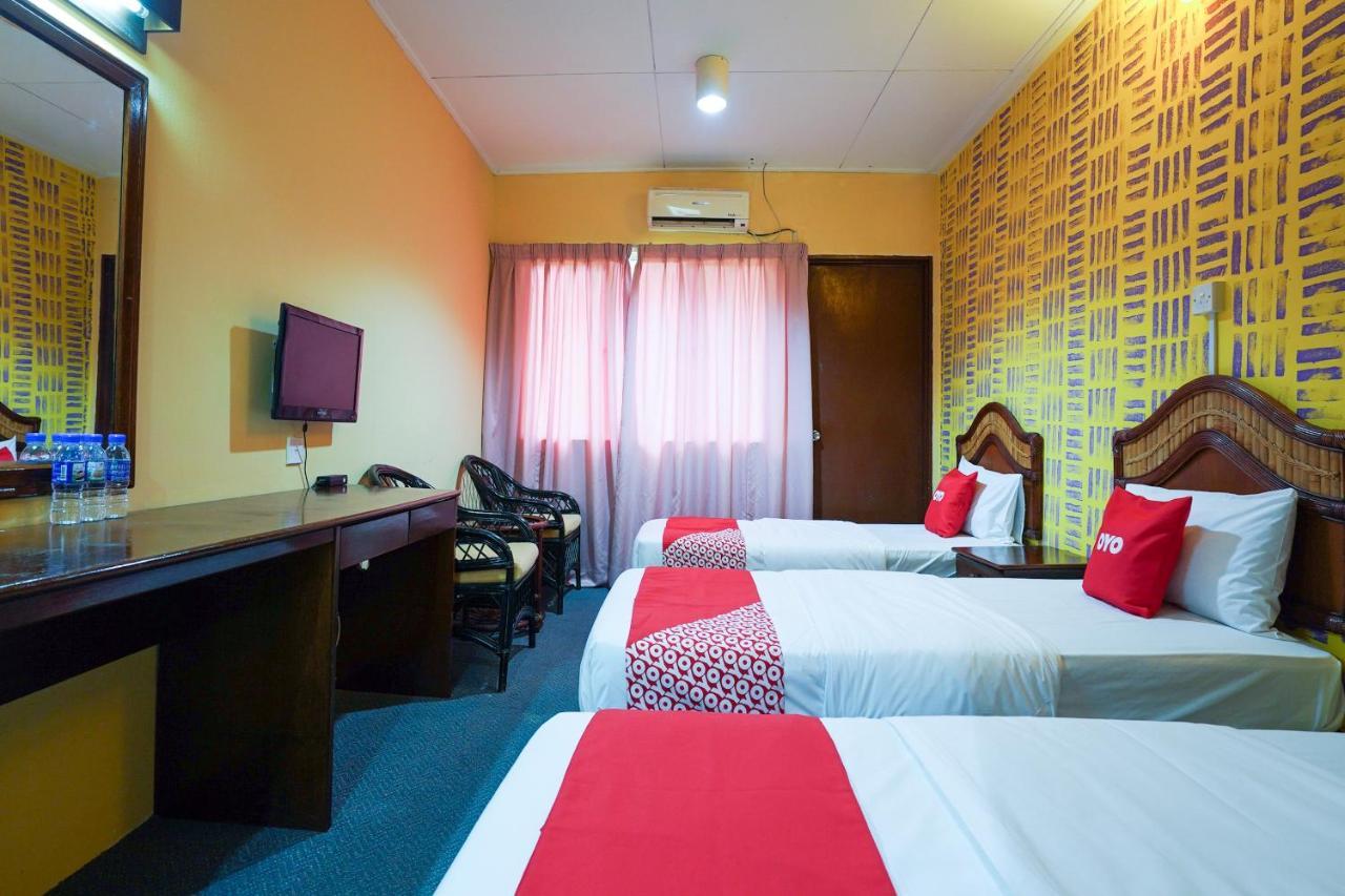 Oyo 44020 Kejora Garden Resort Kampong Pasir Bogak Luaran gambar